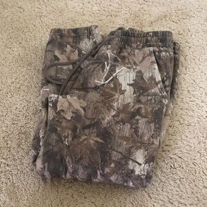 Women’s Hollister Camo relaxed joggers